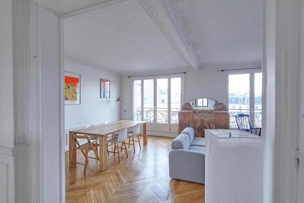 Ideal Family In 11th * Paris